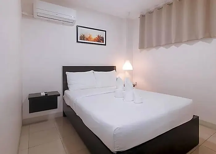 Propiedad Residences Makati 2*