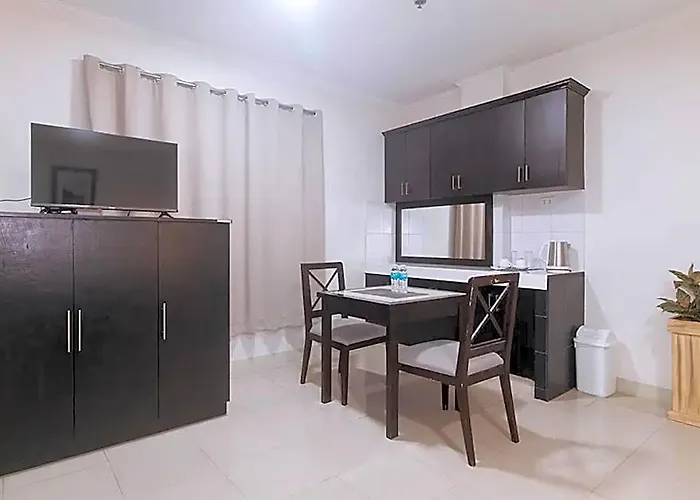 Propiedad Residences Makati 2*