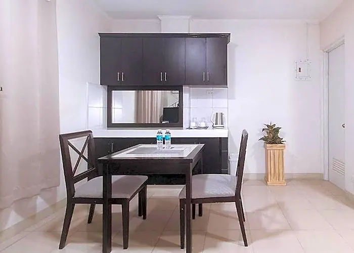 Hotel Propiedad Residences Makati